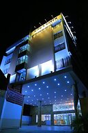King & Queen Hotel