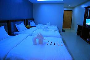 King & Queen Hotel