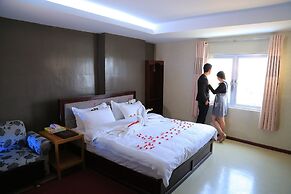 King & Queen Hotel