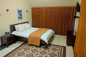 Alhambra Palace Hotel Suites