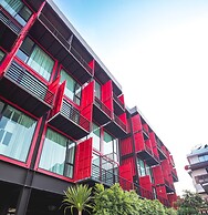 Sleep Box Sukhumvit 22