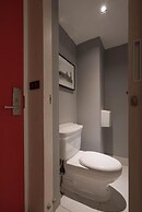 Sleep Box Sukhumvit 22