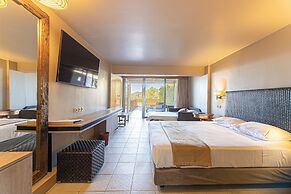 Aegeon Beach Hotel