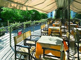 Hotel Acropolis