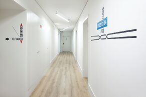 LSA Ascensor da Bica by Numa