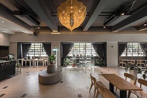 Hotel YAM LAGOM