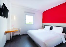 Amaris Hotel Sriwedari Solo