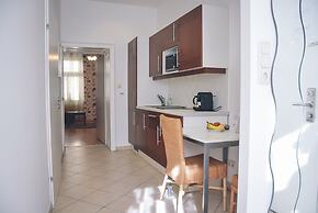 JL Apartments