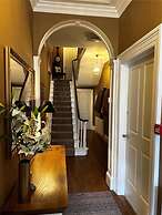Rosslyn House