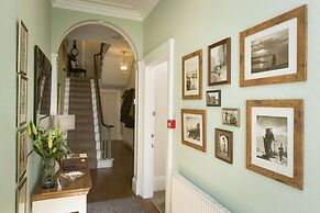 Rosslyn House