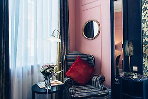 DOM Boutique Hotel by Authentic Hotels