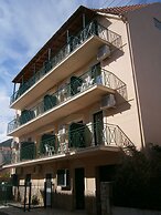 Petros Studios