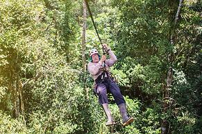 Avatar Amazon Lodge & Canopy Park