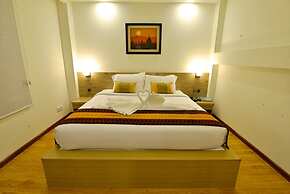 Serene Valley Hotel