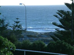 Scarborough & Absolutely Beachfront