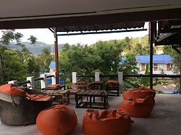 Moov Inn Garden Hostel