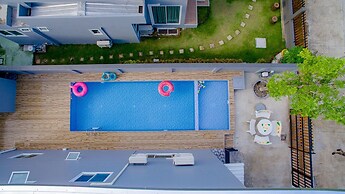 Mondara Vacation Home