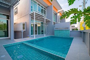 Mondara Vacation Home