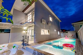 Mondara Vacation Home