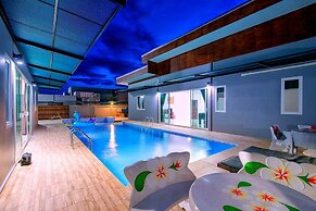 Mondara Vacation Home