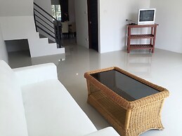 Mondara Vacation Home