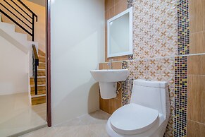 Mondara Vacation Home
