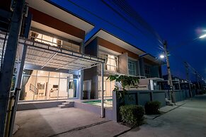 Mondara Vacation Home