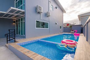 Mondara Vacation Home