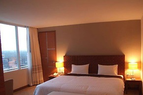 Sunee Grand Hotel
