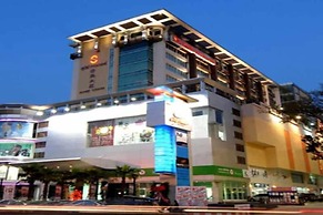 Sunee Grand Hotel