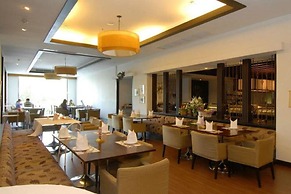 Sunee Grand Hotel