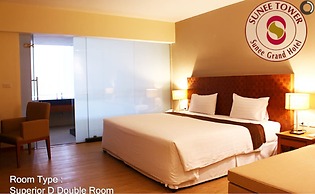 Sunee Grand Hotel