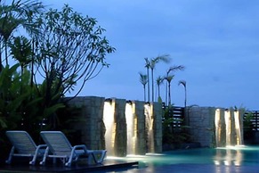 Sunee Grand Hotel