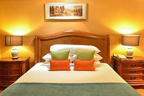 Sir James Resort