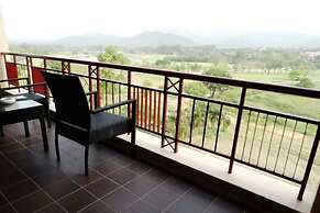 Sir James Resort