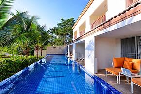 Sir James Resort