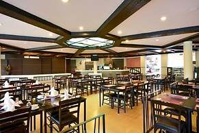 Sir James Resort