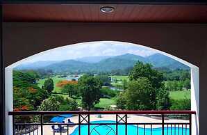 Sir James Resort