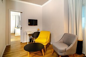 Royal Plaza Hotel