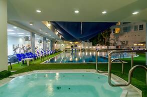Royal Plaza Hotel