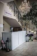 Riviera Resort Modlin Airport