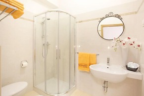 Hotel International