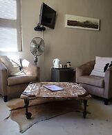 The Ibis Lounge