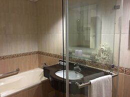 The Riverside Hotel & Motel