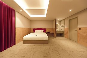 Capace Hotel