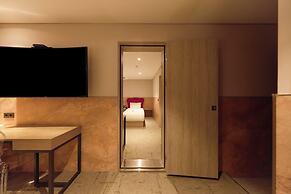 Capace Hotel