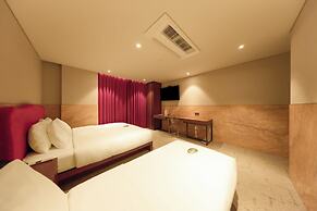 Capace Hotel