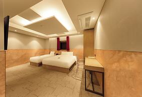 Capace Hotel