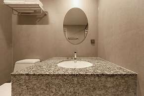 Capace Hotel