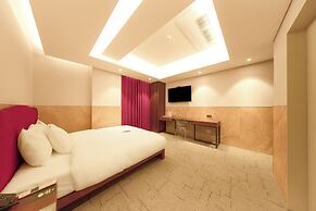 Capace Hotel